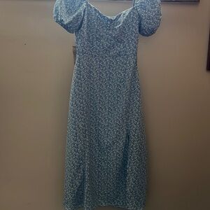 Beautiful light blue long dress with white print Size Small